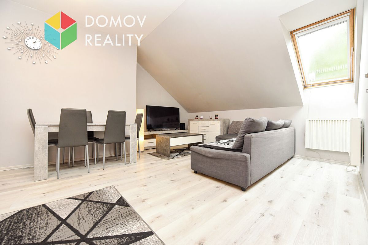 Prodej bytu 3+kk 82 m², Loděnice – fotka 1 z 3