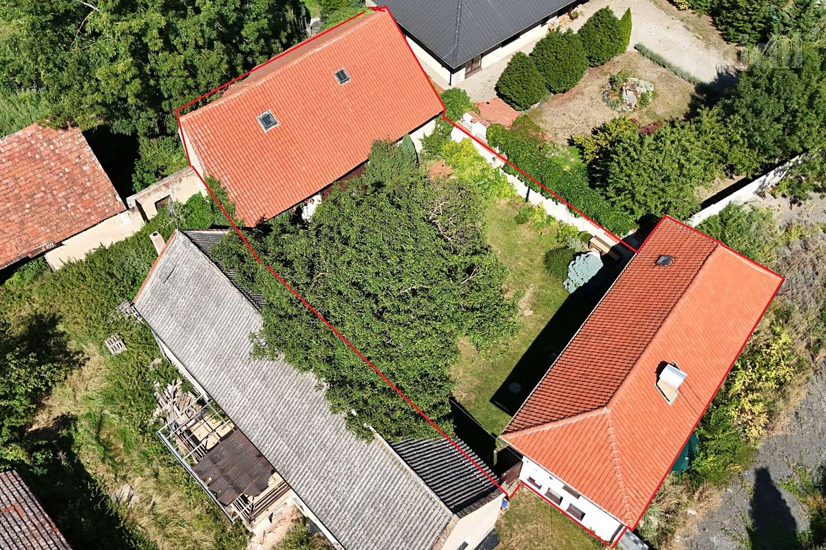 Prodej rodinného domu 130 m², pozemek 512 m² – fotografie 2