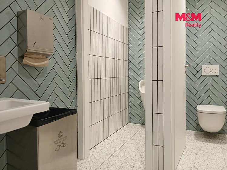 Комерційне приміщення в оренду, 80 м² (27 з 30)