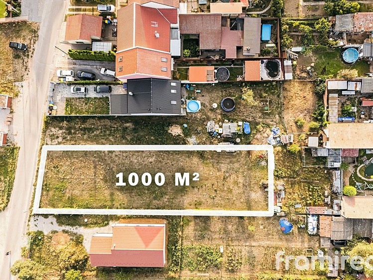 Prodej pozemku, 1 000 m² (4 z 12)