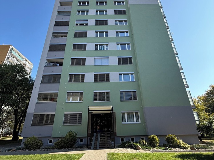 Prodej bytu 2+1, 58 m² (24 z 27)