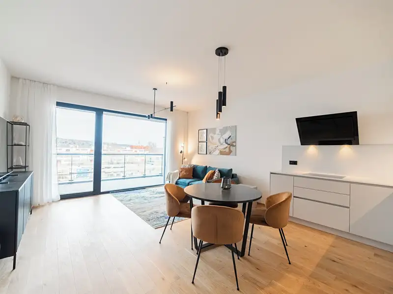Pronájem bytu 2+kk 64 m², Praha – náhled fotky 1