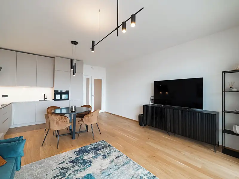 Pronájem bytu 2+kk 64 m², Praha – náhled fotky 3