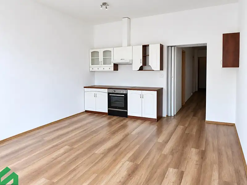 Pronájem bytu 2+kk 48 m², Praha – náhled fotky 1
