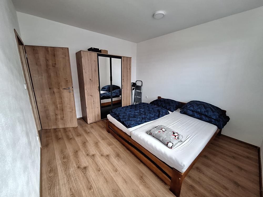 Pronájem bytu 2+kk 49 m² – fotografie 3