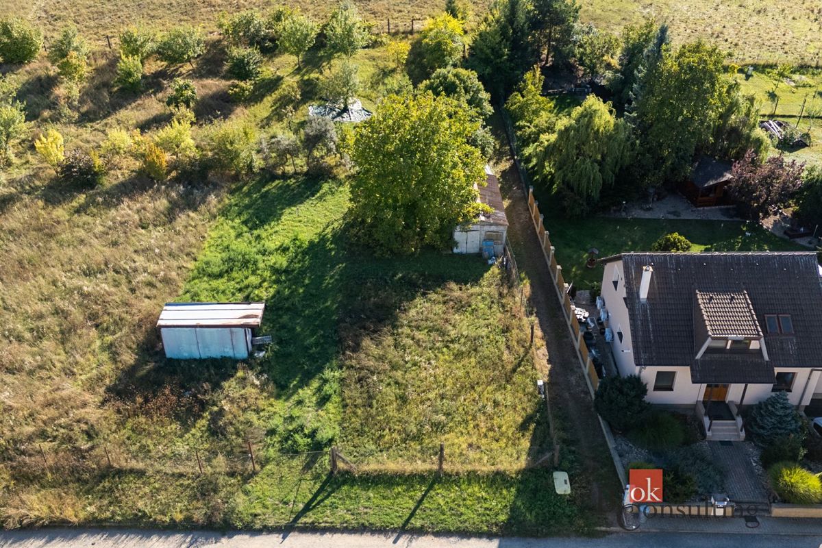 Prodej stavebního pozemku 1241 m² – fotografie 3