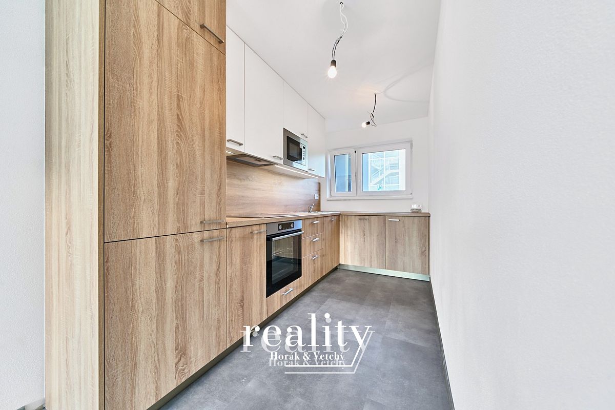Pronájem bytu 3+kk 80 m²