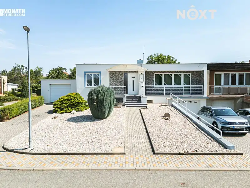 Prodej rodinného domu 196 m², pozemek 592 m², Tvrdonice – náhled fotky 2