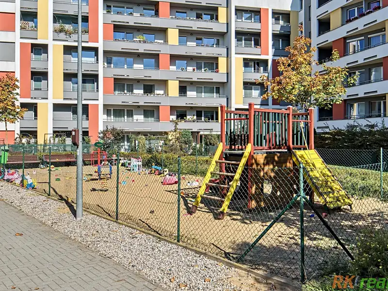 Prodej bytu 1+kk 67 m², Praha – náhled fotky 2