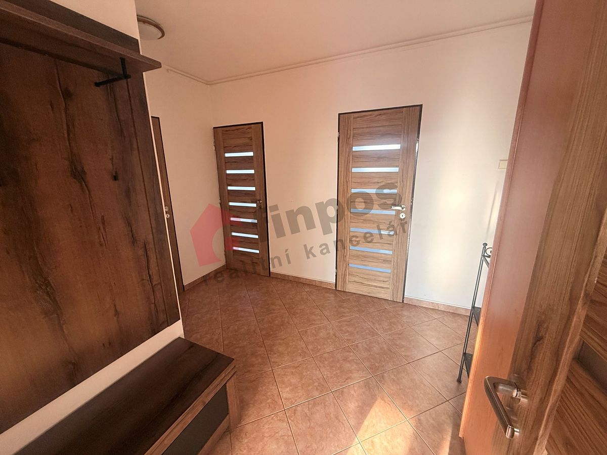 Pronájem bytu 3+kk 68 m² – fotografie 4