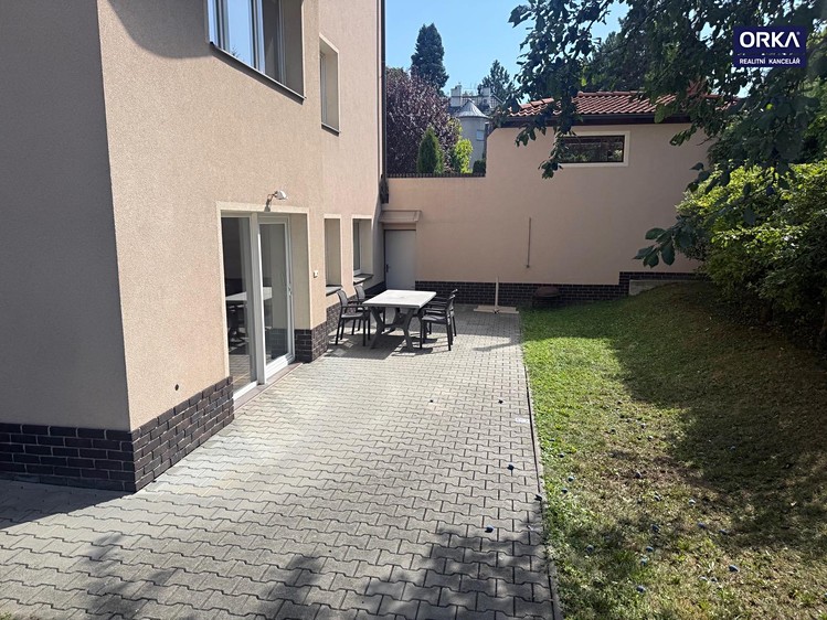 Pronájem bytu 3+kk, 84 m² (15 z 15)