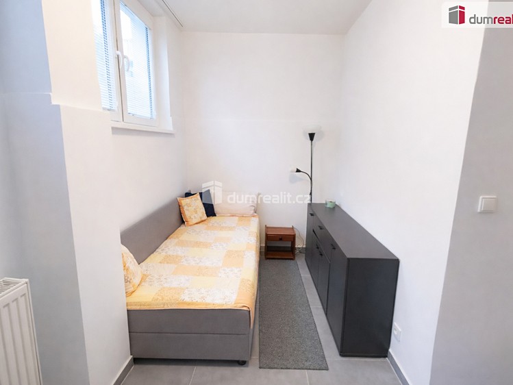 Квартира 1+kk в оренду, 21 м² (1 з 14)