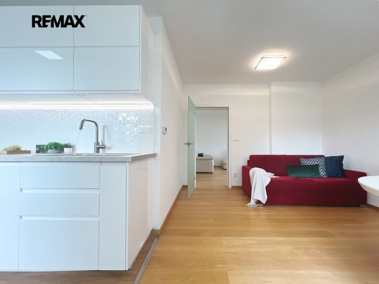 Квартира 3+kk на продаж, 74 м² (8 з 22)