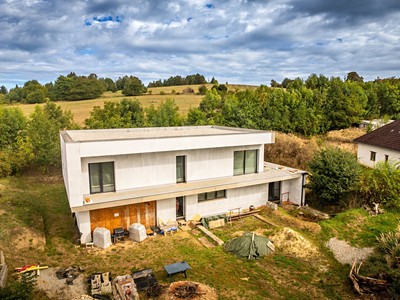 Prodej  rodinného domu 322 m², pozemek 1 256 m²