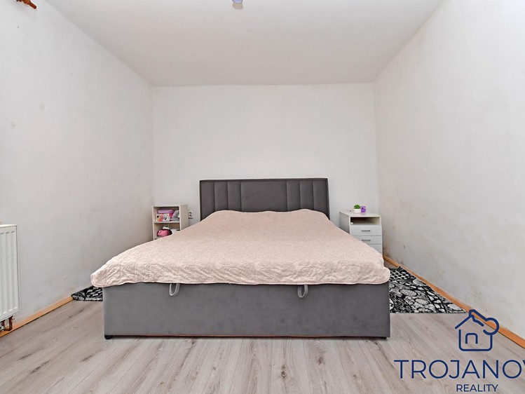 Prodej komerčního prostoru, 306 m² (16 z 26)