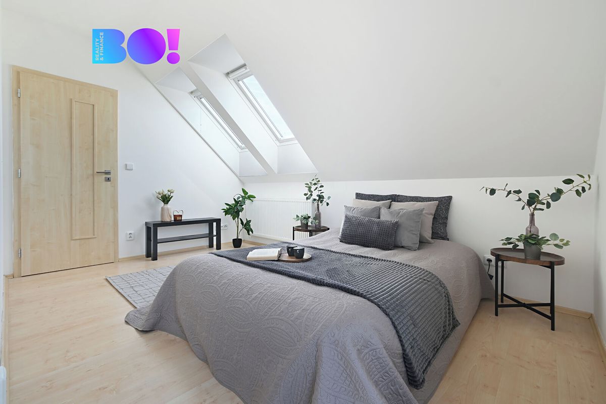 Pronájem bytu 3+kk 69 m² – fotografie 2