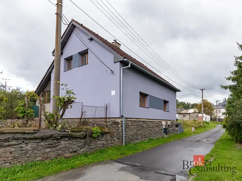 Prodej rodinného domu 200 m², pozemek 1395 m², Budišov nad Budišovkou – náhled fotky 2