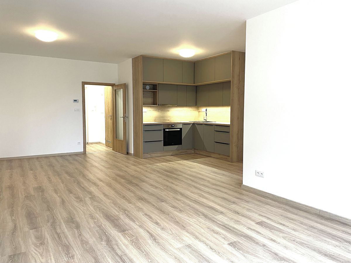 Pronájem bytu 2+kk 65 m²