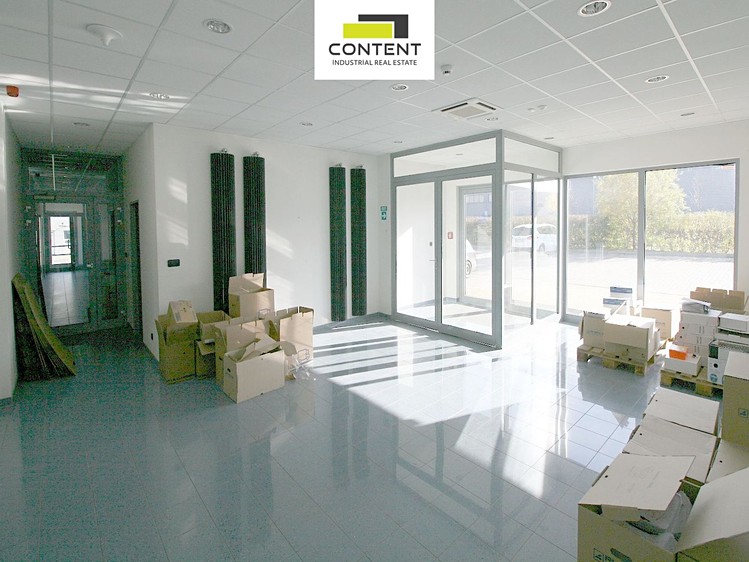 Комерційне приміщення в оренду, 4 766 м² (16 з 22)