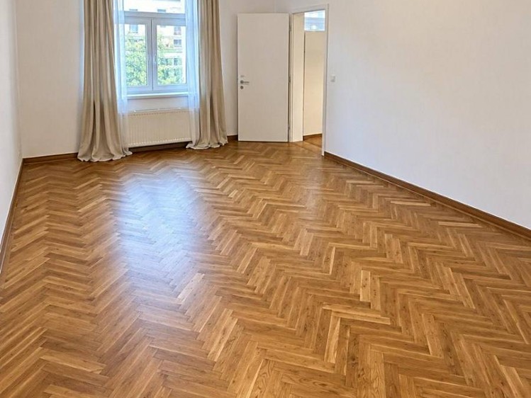 Pronájem bytu 2+kk, 80 m² (7 z 9)