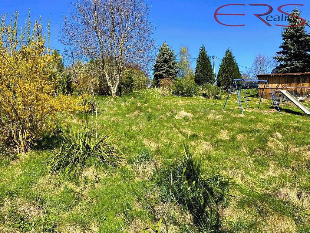 Prodej stavebního pozemku 1550 m², Nová Ves – fotka 1 z 3