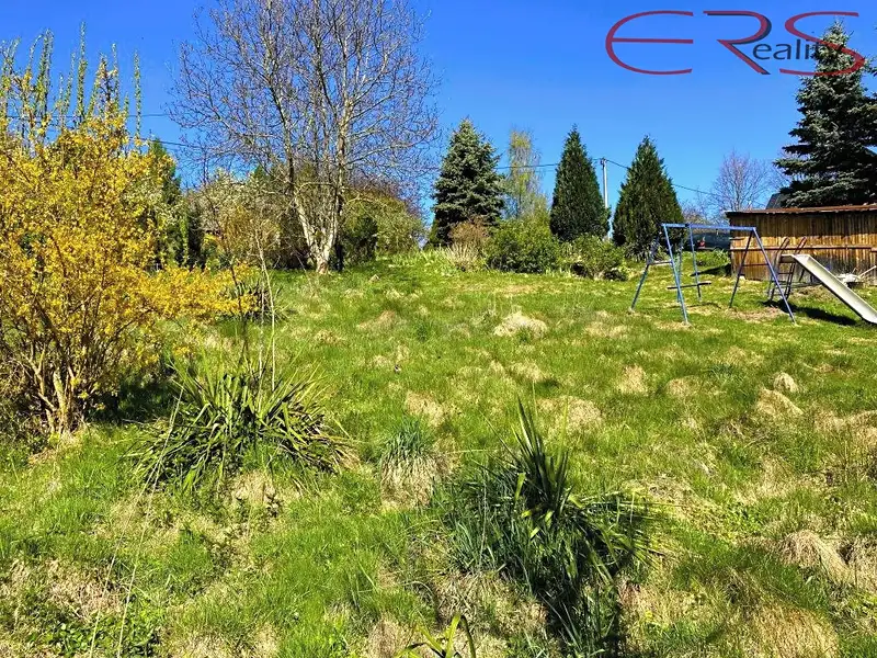 Prodej stavebního pozemku 1550 m², Nová Ves – náhled fotky 1
