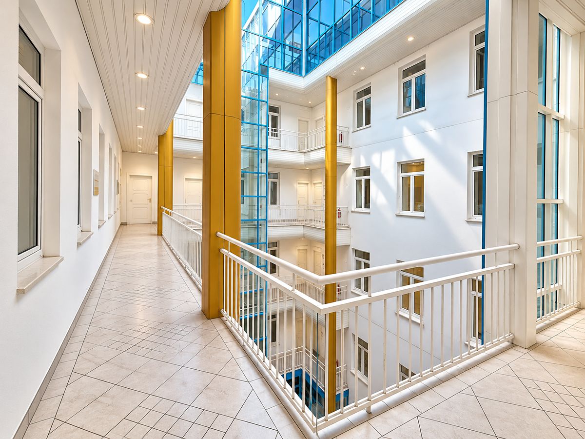 Pronájem kanceláře 125 m² – fotografie 2