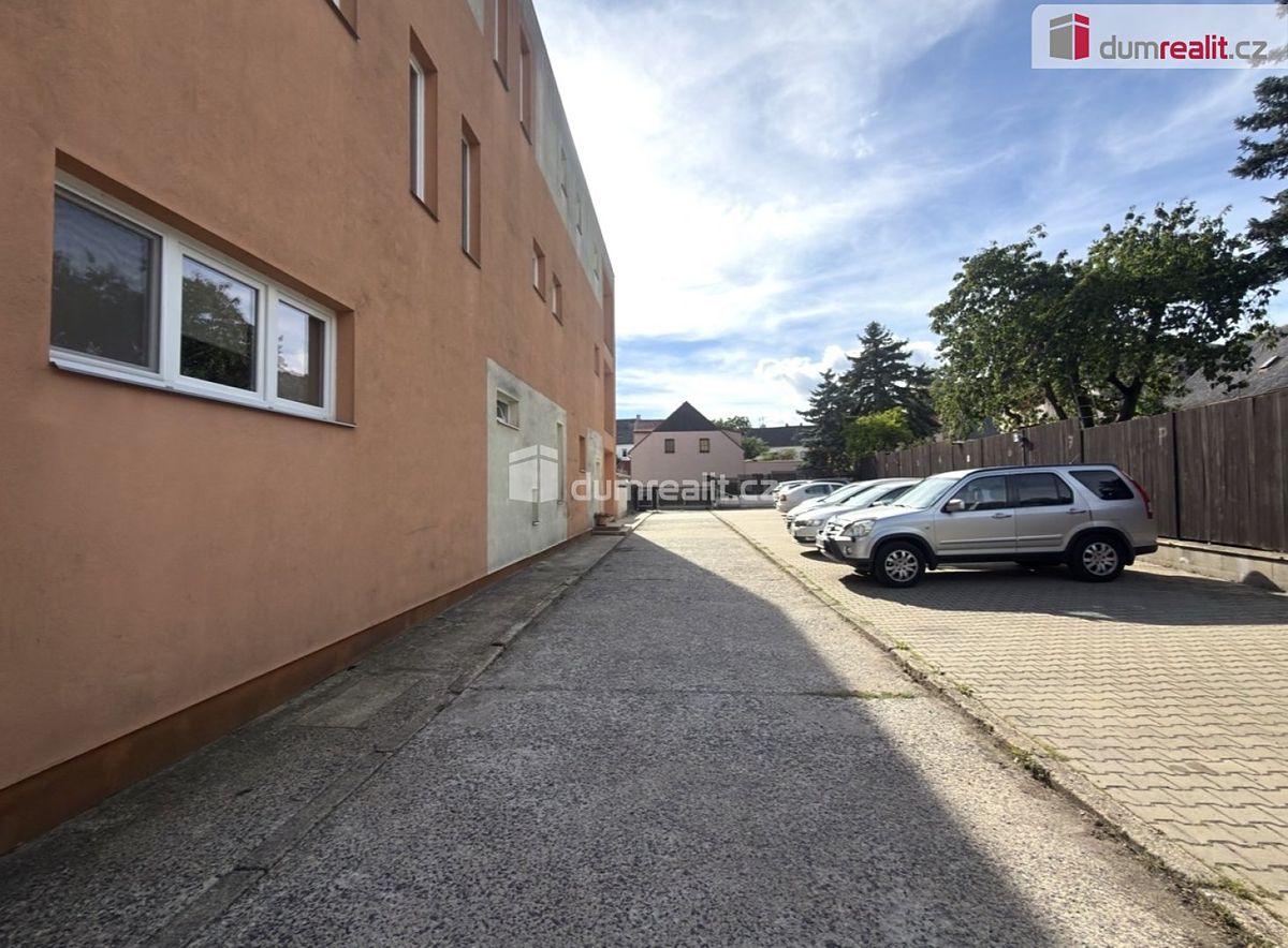 Pronájem bytu 4+kk 100 m² – fotografie 4