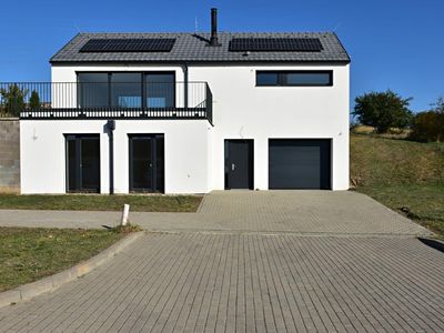 Prodej rodinného domu 156 m², pozemek 1003 m²