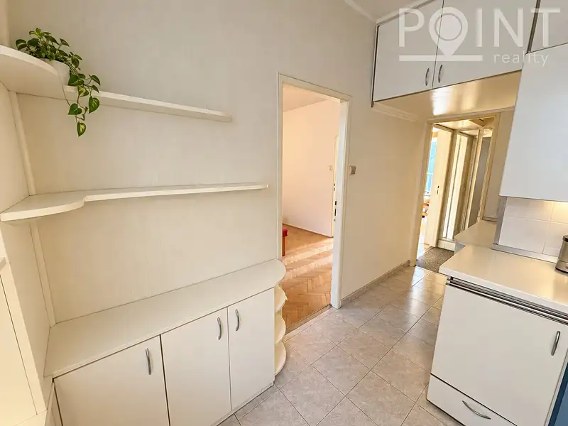 Prodej bytu 2+1 55 m², Adamov – náhled fotky 2