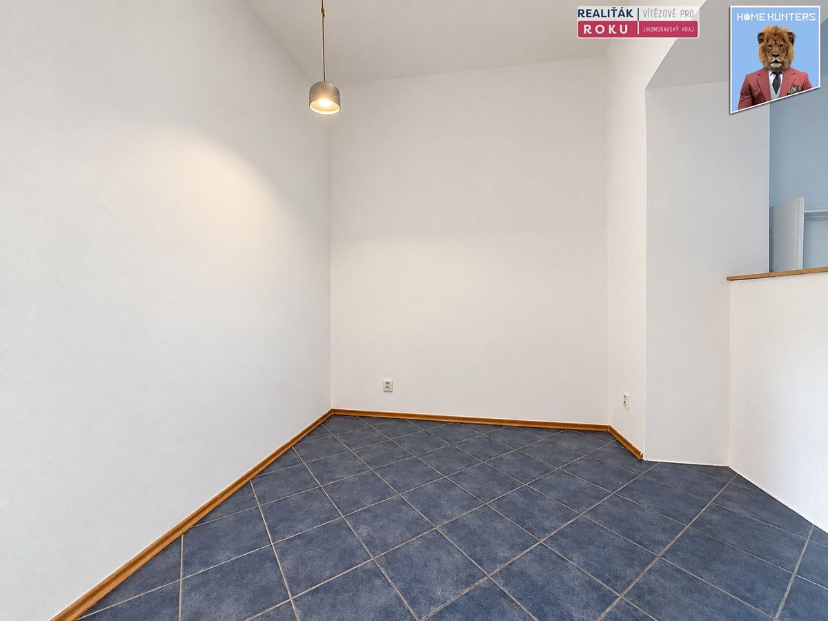 Pronájem bytu 2+kk 39 m² – fotografie 5
