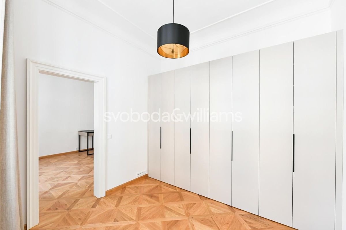 Pronájem bytu 2+kk 37 m² – fotografie 4