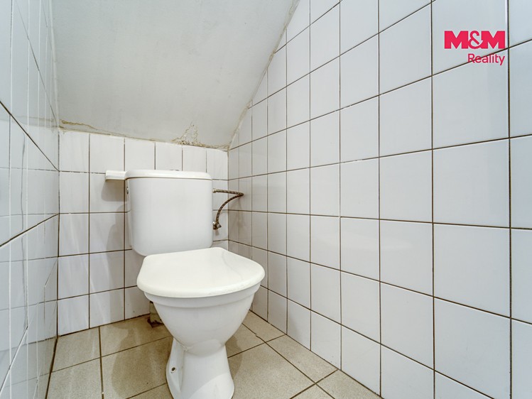 Комерційне приміщення на продаж, 173 м² (27 з 30)