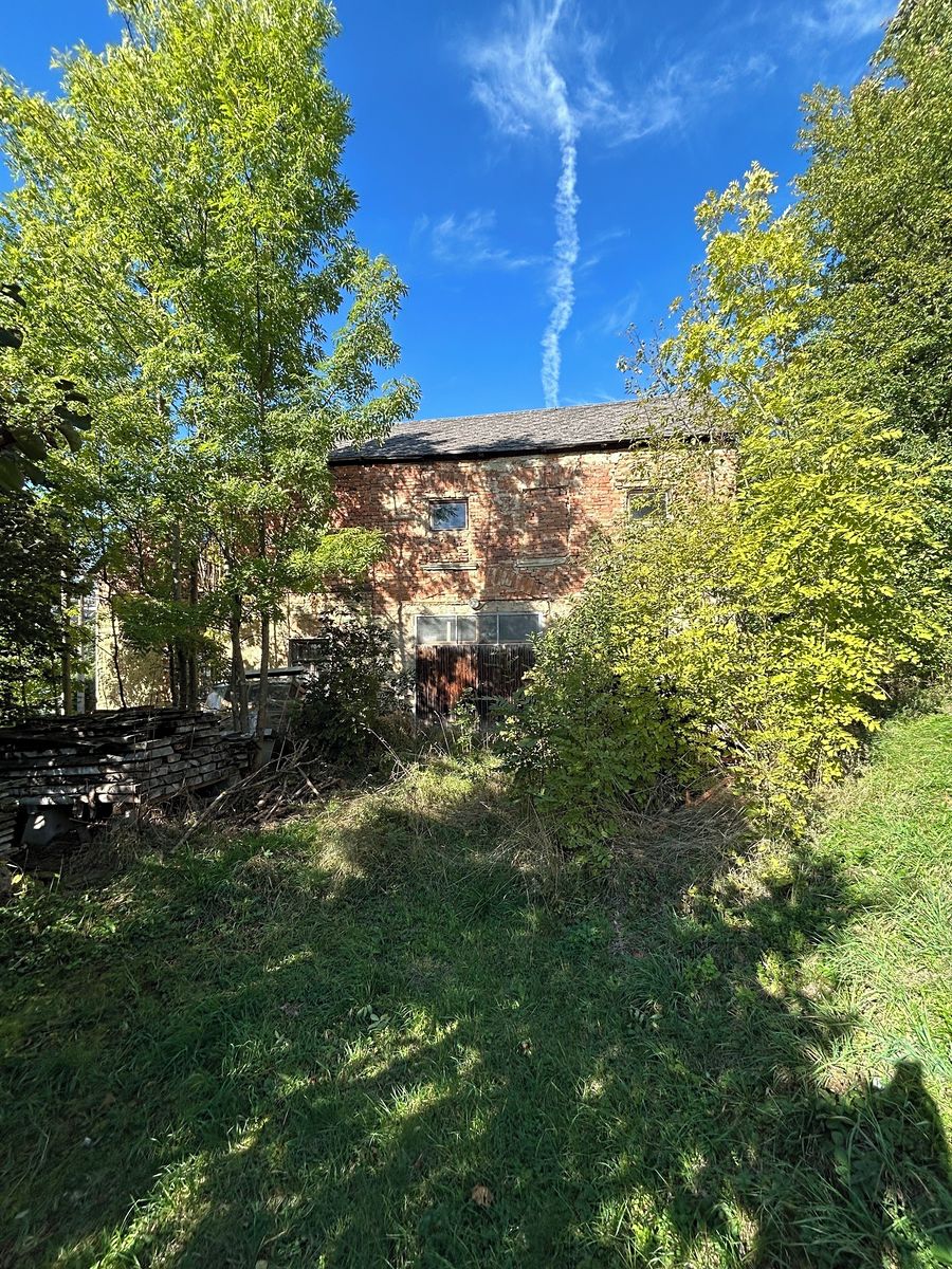 Prodej rodinného domu 780 m², pozemek 876 m² – fotografie 3