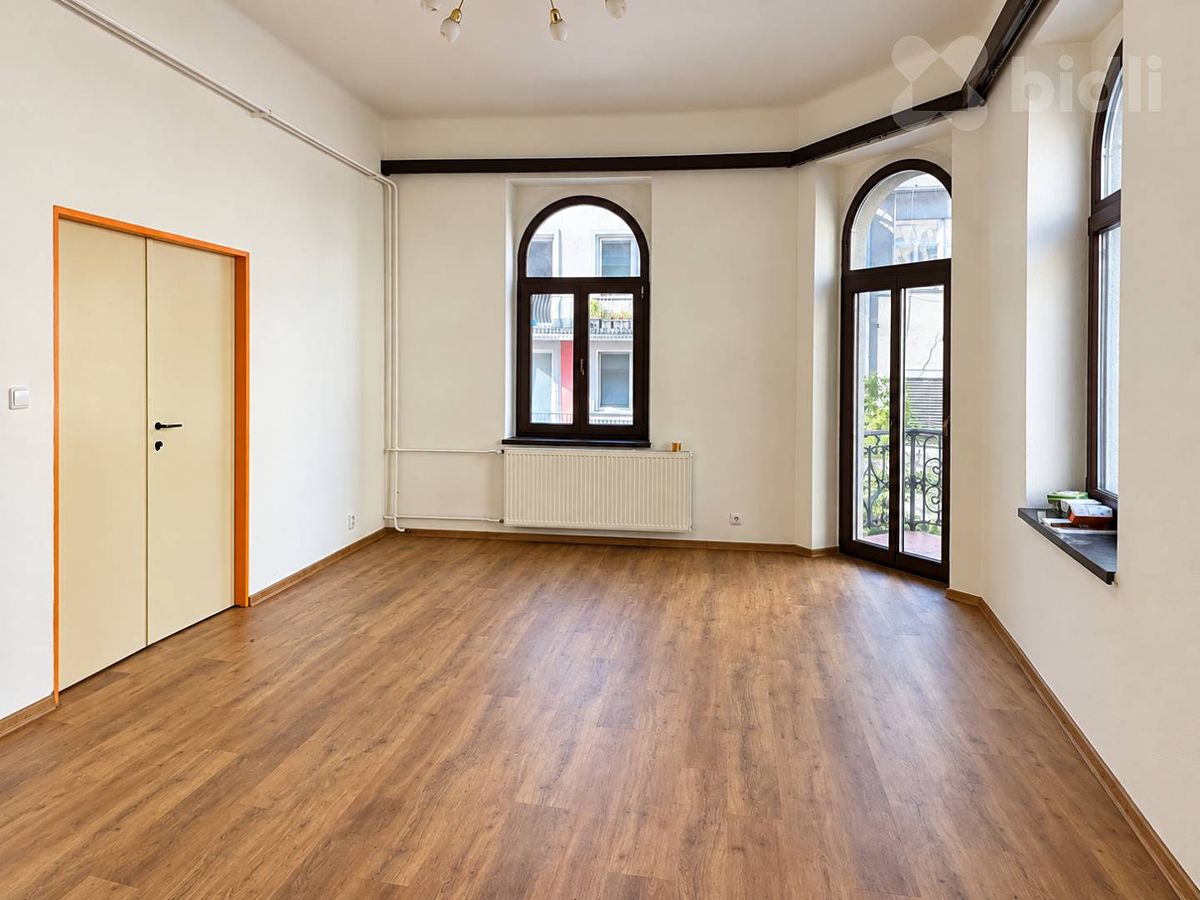 Pronájem bytu 3+1 120 m² – fotografie 3