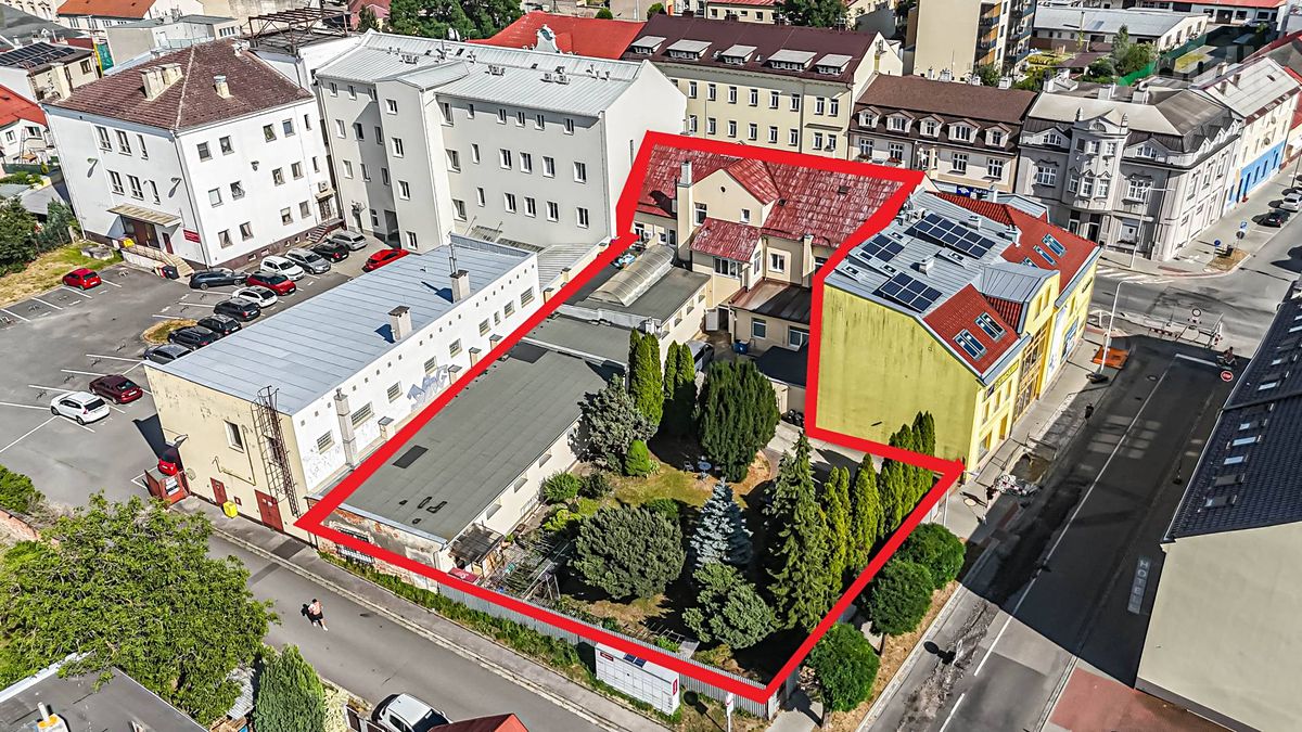 Prodej obchodního prostoru 810 m² – fotografie 2