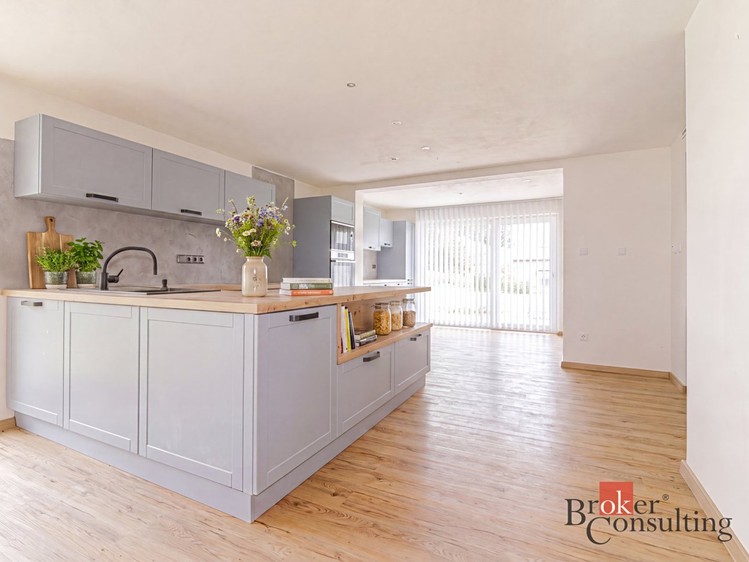 Prodej domu, 257 m² (5 z 18)