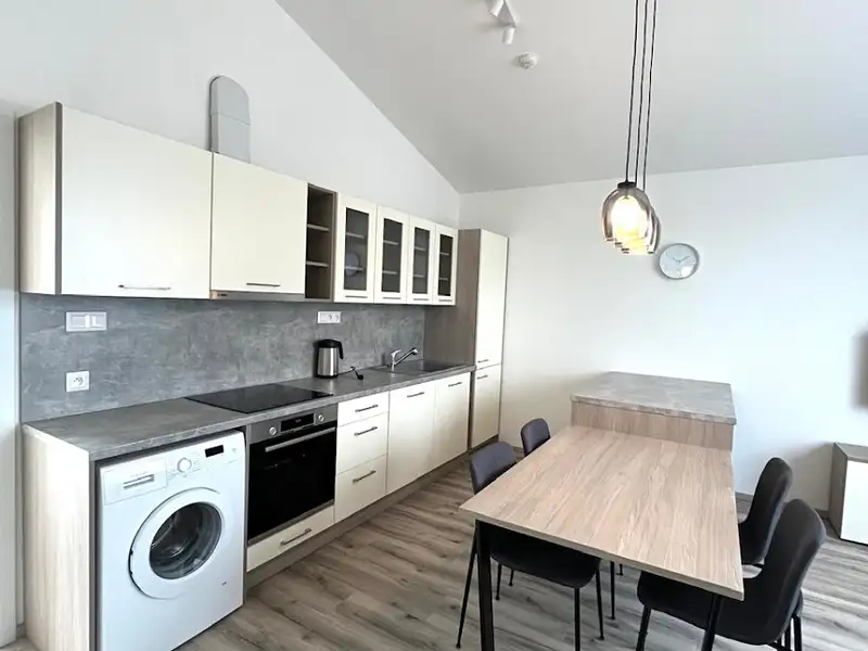 Pronájem bytu 2+kk 55 m², Český Krumlov – náhled fotky 2
