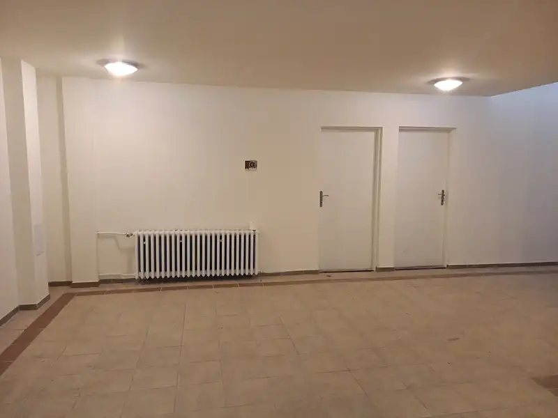 Pronájem obchodního prostoru 100 m², Most – náhled fotky 3
