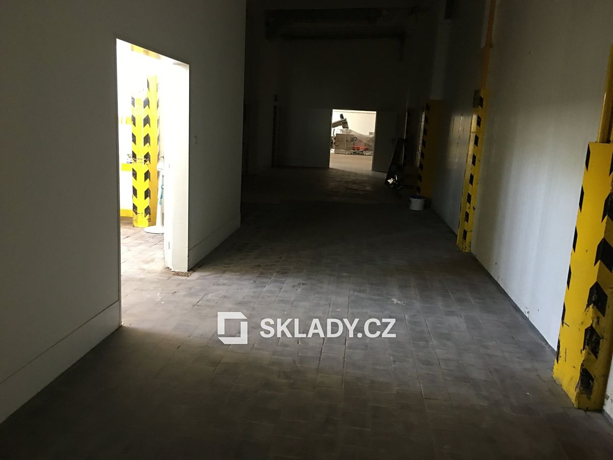 Pronájem skladového prostoru 620 m² – fotografie 5