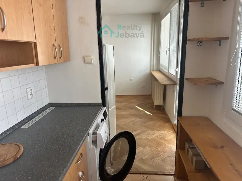 Pronájem bytu 1+1 32 m², Chrudim – náhled fotky 2