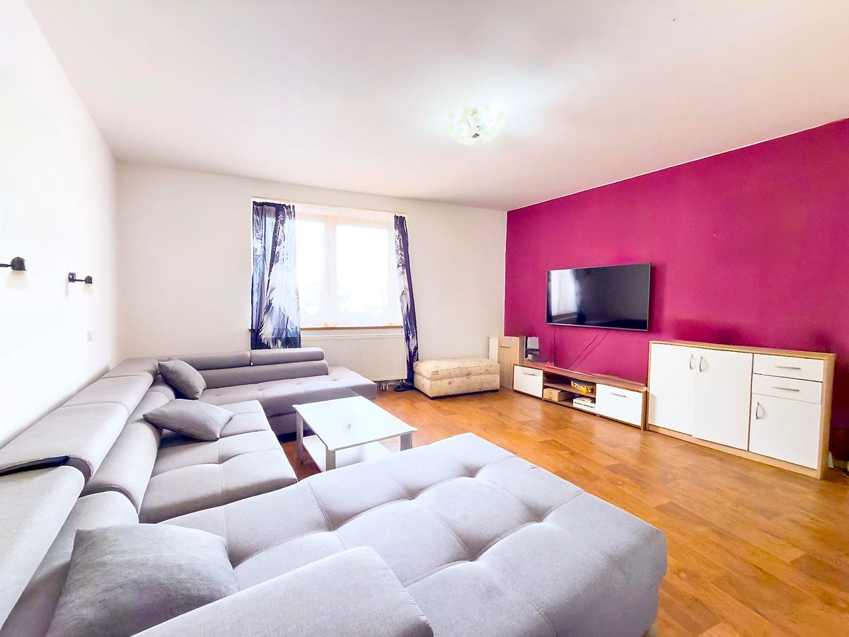 Prodej rodinného domu 218 m², pozemek 2603 m²