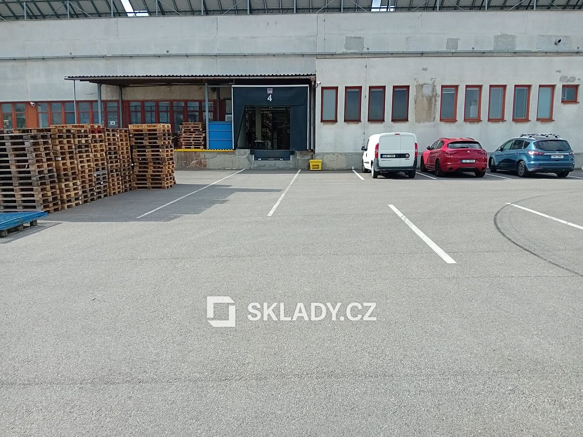 Pronájem skladového prostoru 4000 m² – fotografie 3