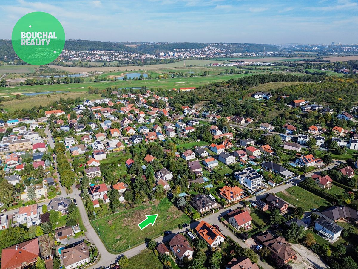 Prodej stavebního pozemku 706 m² – fotografie 3
