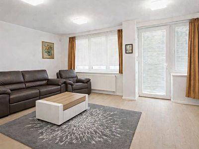 Pronájem rodinného domu 350 m², pozemek 1000 m²