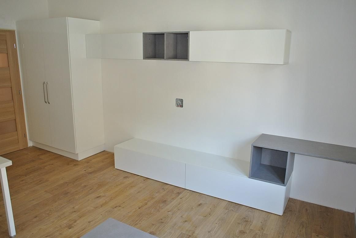 Pronájem bytu 2+kk 46 m² – fotografie 3