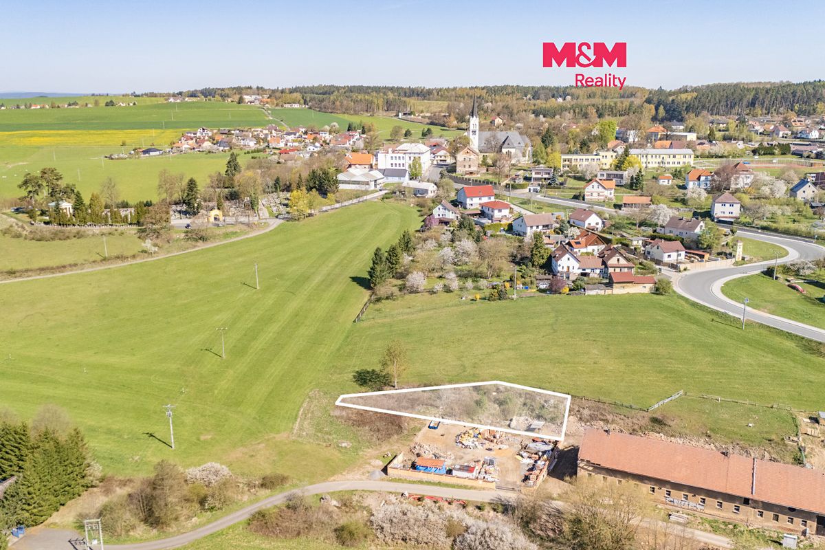 Prodej stavebního pozemku 775 m², Břasy – fotka 1 z 3