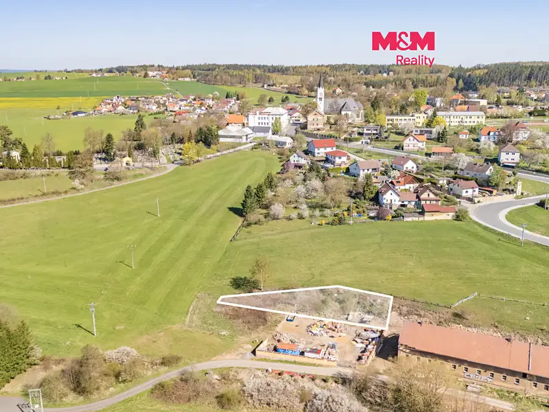 Prodej stavebního pozemku 775 m², Břasy – náhled fotky 1