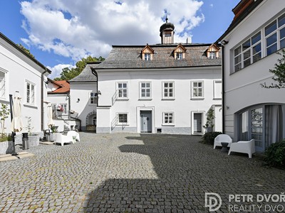 Prodej bytu 1+1, 27 m² (3 z 20)