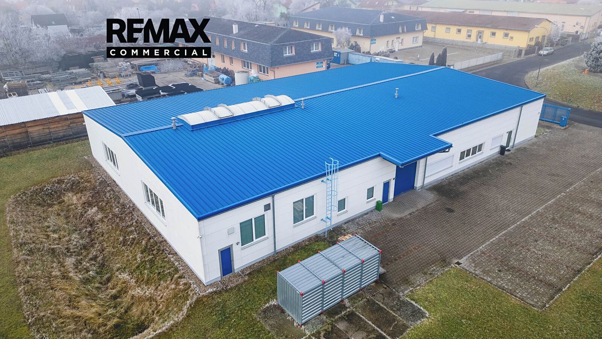 Prodej výrobní haly, prostoru 930 m² – fotografie 2